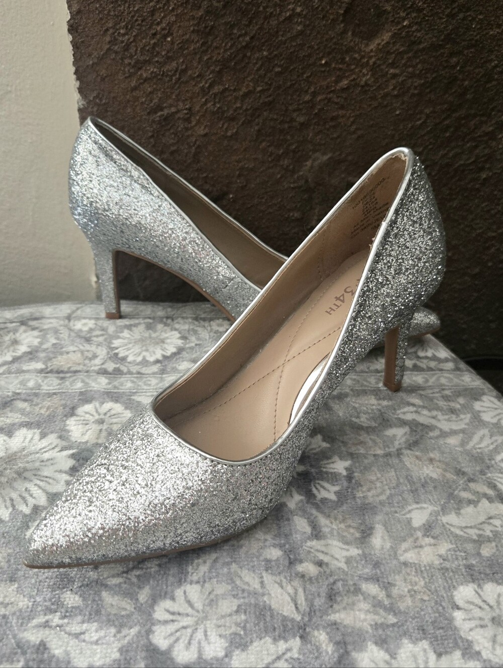 Sparkly Jeules Pointed-Toe Slip On Heels - Silver Glitter - Space Age Princess